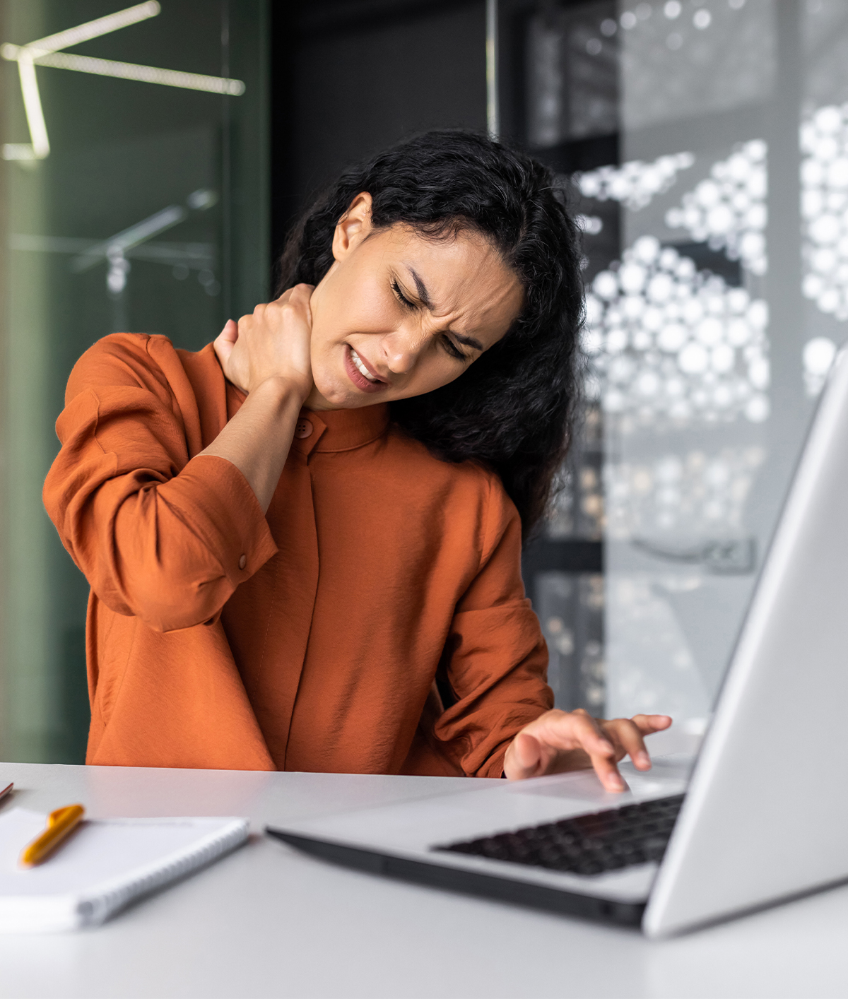 Ergonomische bureaustoel voor nekklachten